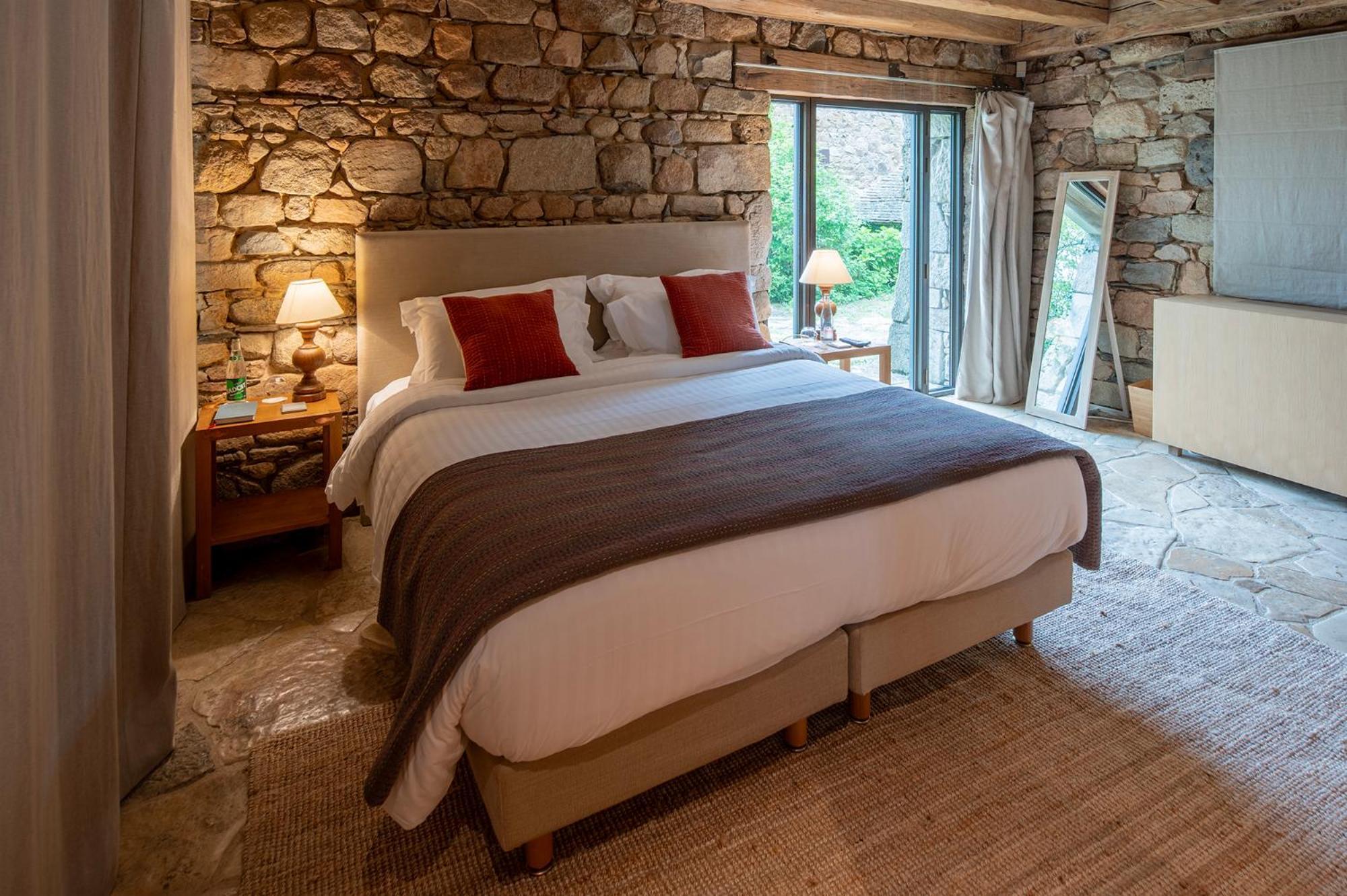 Hotel Domaine Des Etangs, Auberge Resorts Collection Massignac Room photo