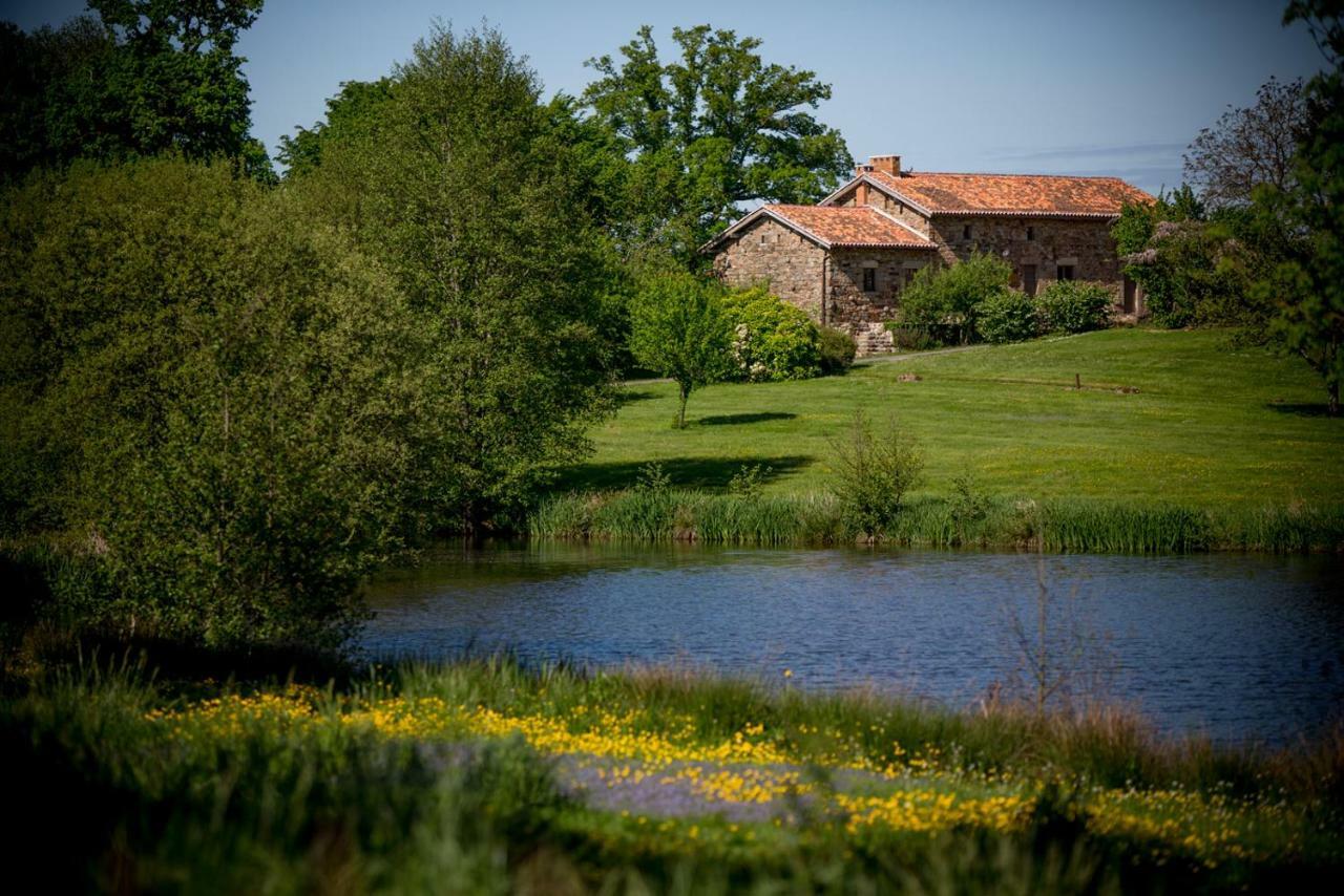 Hotel Domaine Des Etangs, Auberge Resorts Collection Massignac Exterior photo